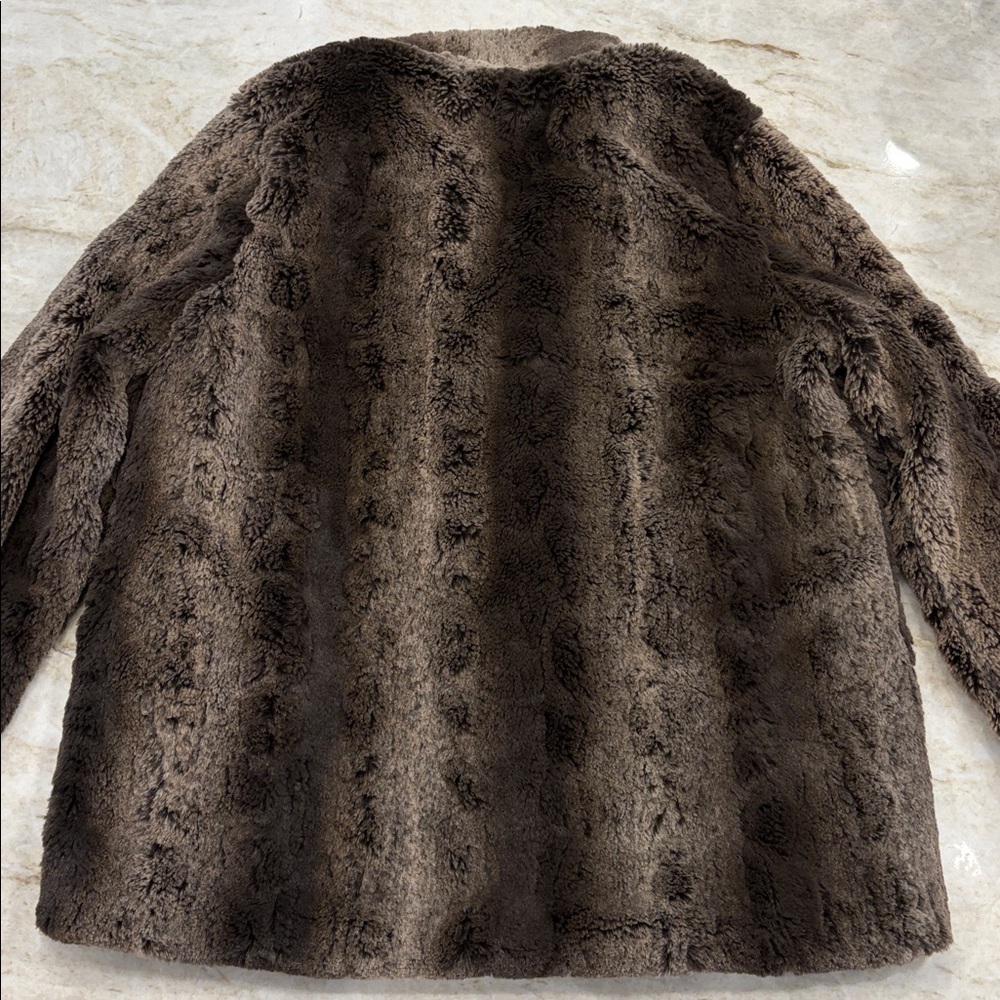 Betsey Johnson Brown/Tan Faux‎ Fur Teddy Coat Size M Lined Hook Eye Closure - Picture 5 of 14